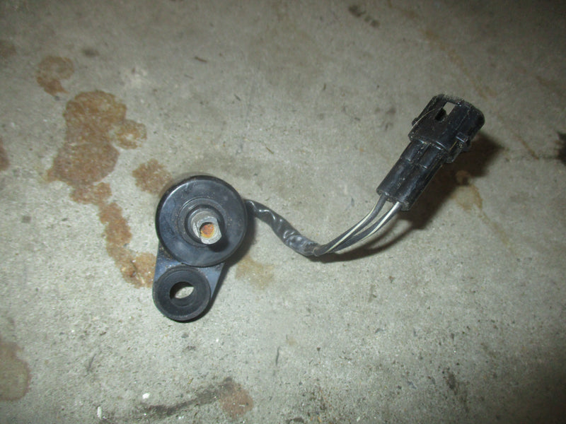 Suzuki DT115 outboard idle adjuster (37810-94900)