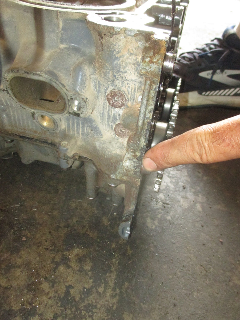 Suzuki DF225 225hp outboard port head cylinder