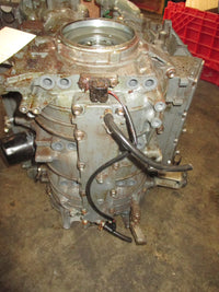 Load image into Gallery viewer, Suzuki DF225 225hp outboard crankcase block
