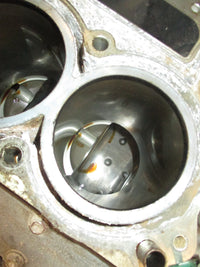 Load image into Gallery viewer, Suzuki DF225 225hp outboard crankcase block
