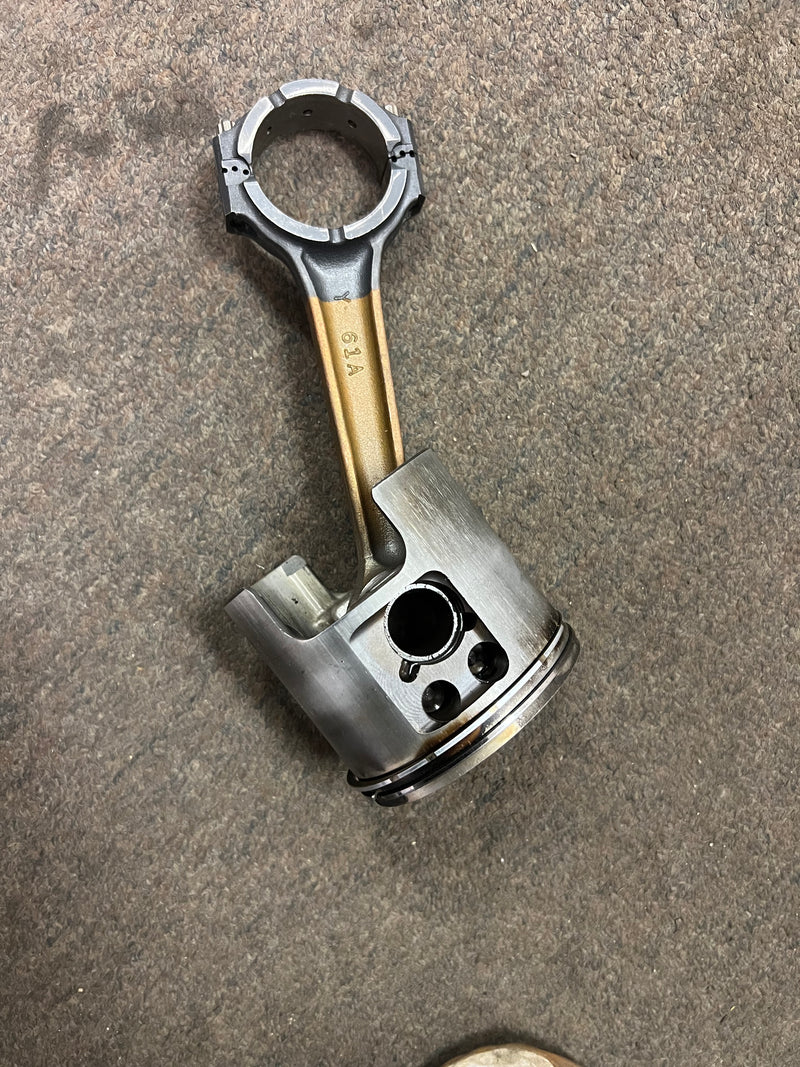 Yamaha VMAX HPDI 200hp outboard starboard piston and rod (6D0-03)