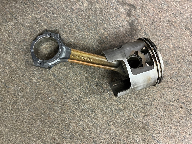 Yamaha VMAX HPDI 200hp outboard starboard piston and rod (6D0-03)