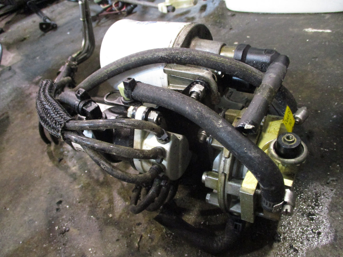 Evinrude Ficht 175hp 2 stroke outboard oil injector (439780)