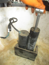 Load image into Gallery viewer, Mercury 90hp 4 stroke outboard Tilt trim unit (67F-43800-03-4D)
