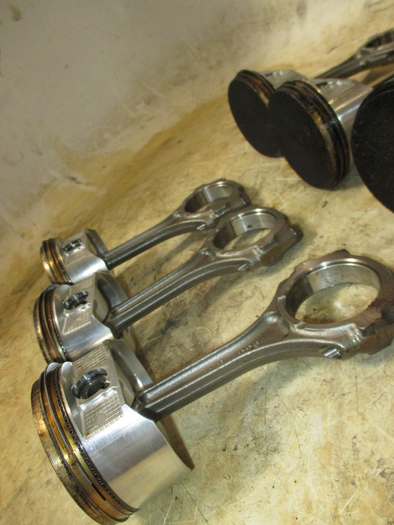 Suzuki DF225 225hp outboard piston and rod set of (6)