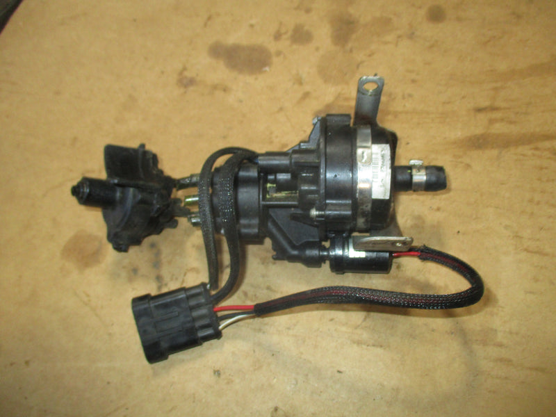 Evinrude ETEC 115hp outboard oil injector 5007232