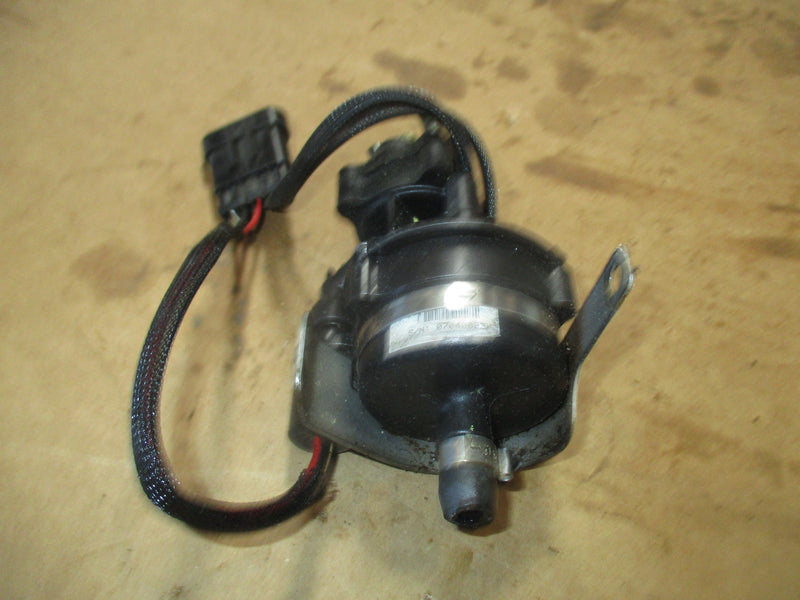 Evinrude ETEC 115hp outboard oil injector 5007232