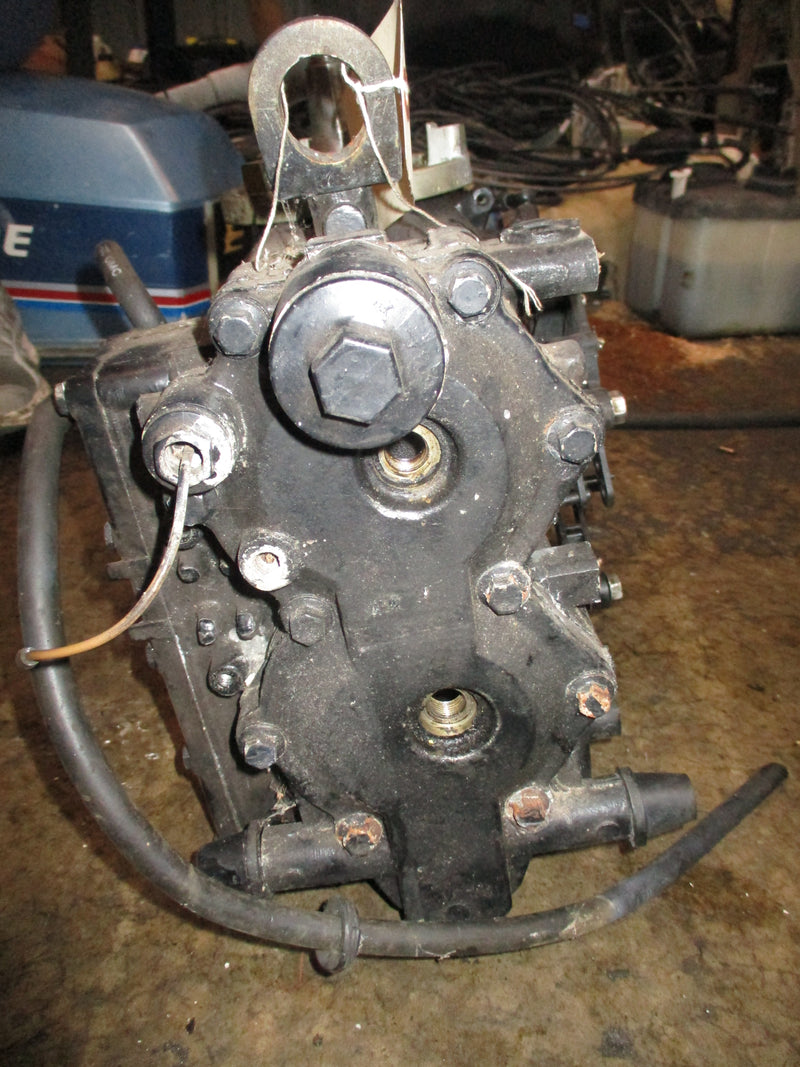 Johnson 40hp 2 stroke outboard crankcase powerhead