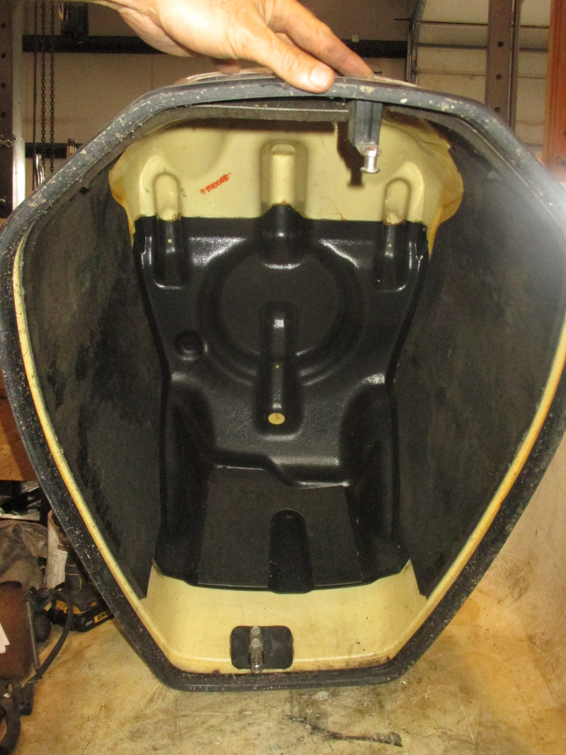 Evinrude Ficht 200hp 2 Stroke outboard top cowling