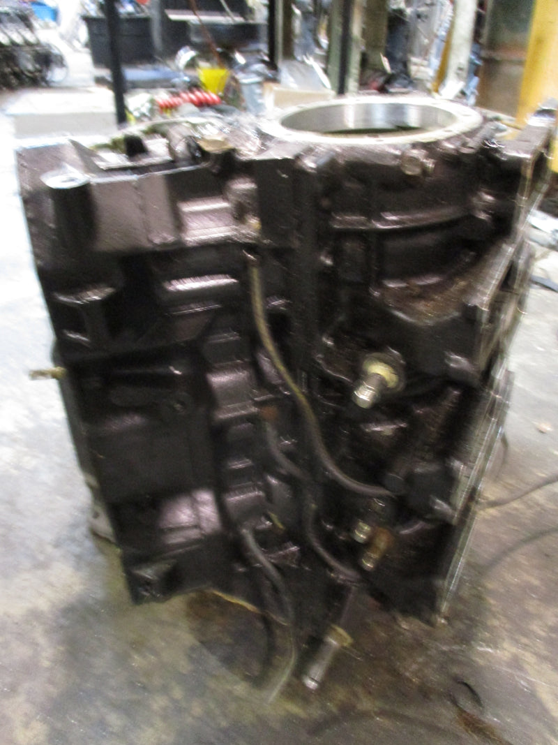 Johnson Ocean Pro 200hp 2 stroke outboard crankcase block