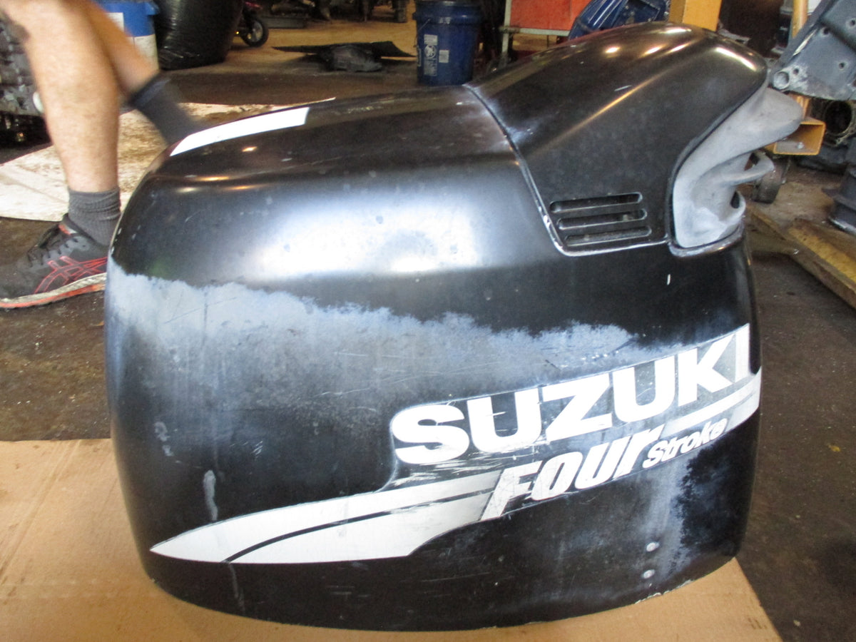 Suzuki DF140 outboard top cowling