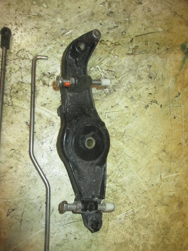 Mercury 225hp Optimax 2 stroke outboard throttle bracket (825268-C)