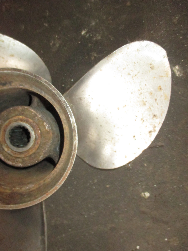 Evinrude Ficht 200hp 2 Stroke outboard stainless steel propellor (384925)