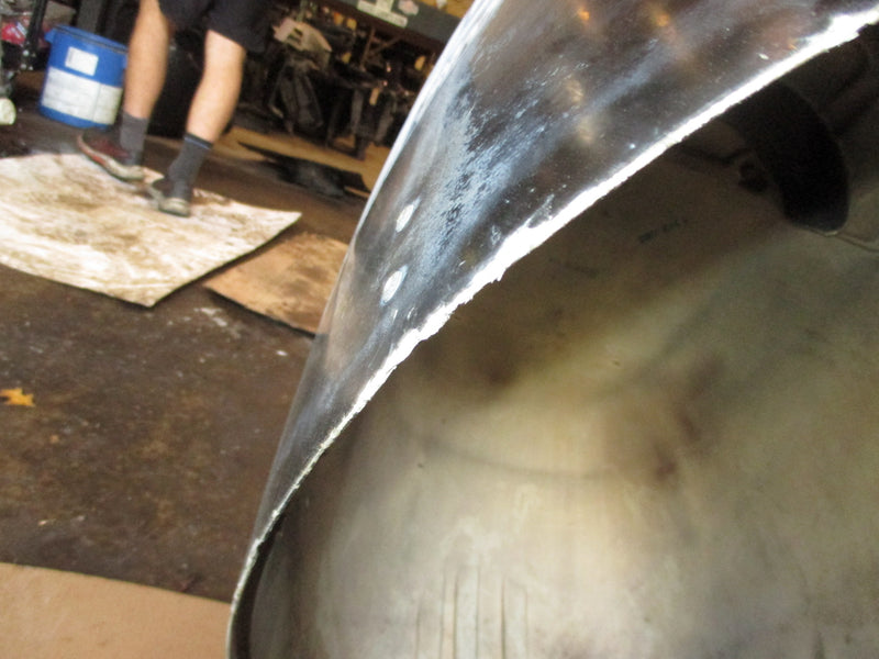 Suzuki DF140 outboard top cowling