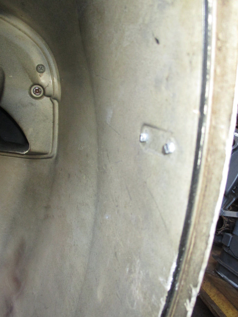 Suzuki DF140 outboard top cowling