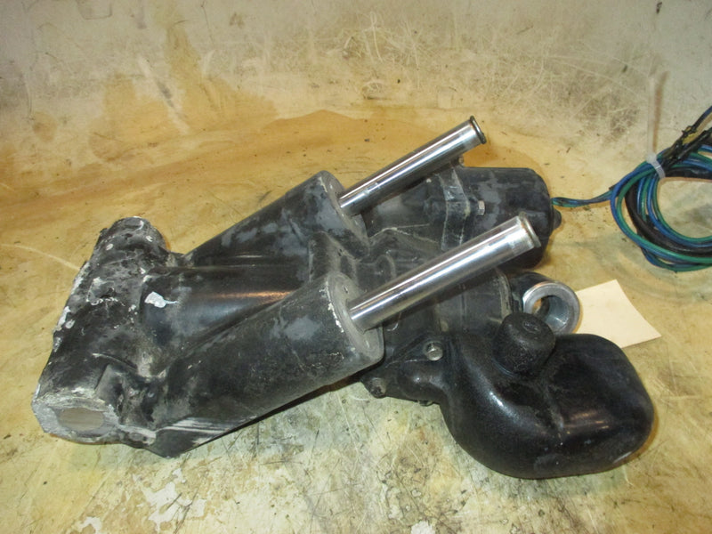 Evinrude Ficht 200hp 2 Stroke outboard tilt trim unit
