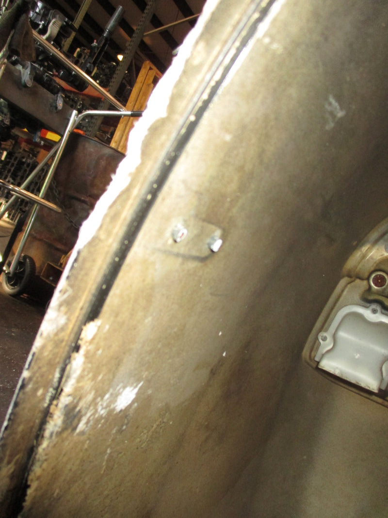 Suzuki DF140 outboard top cowling