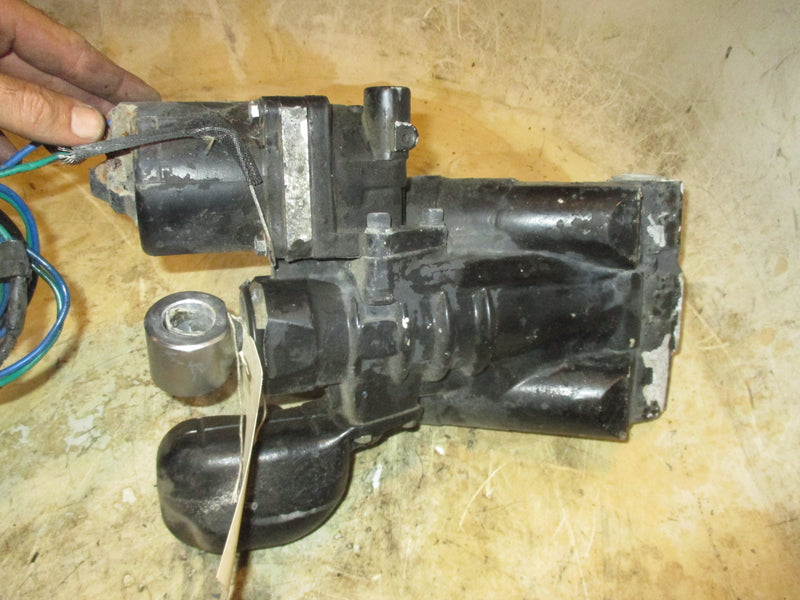 Evinrude Ficht 200hp 2 Stroke outboard tilt trim unit