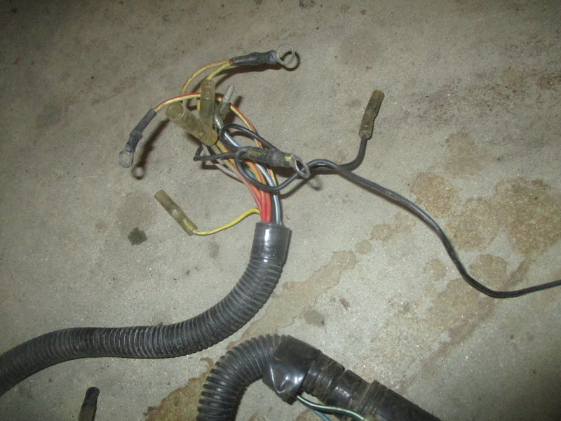 Mercury outboard engine harness (832017)