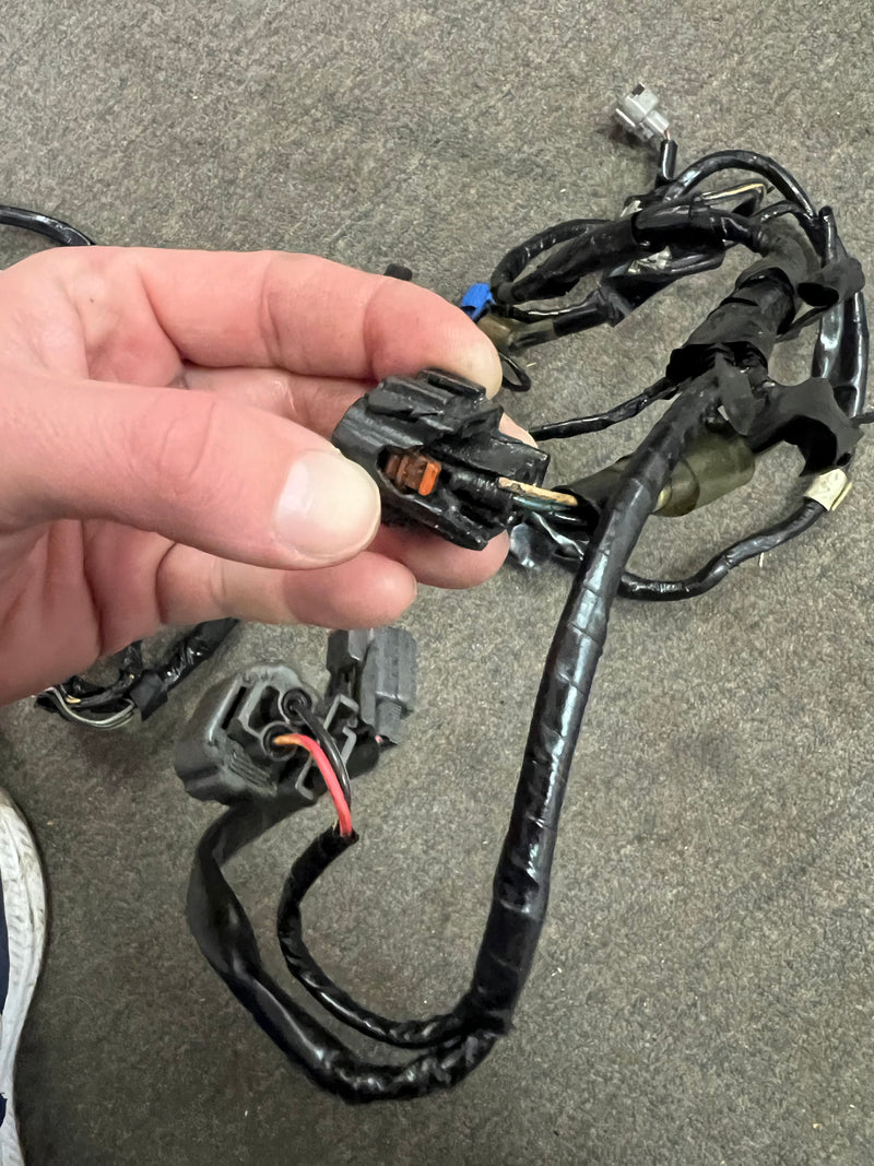 Yamaha 115hp 4 stroke outboard engine wiring harness (6EK-82590-00)