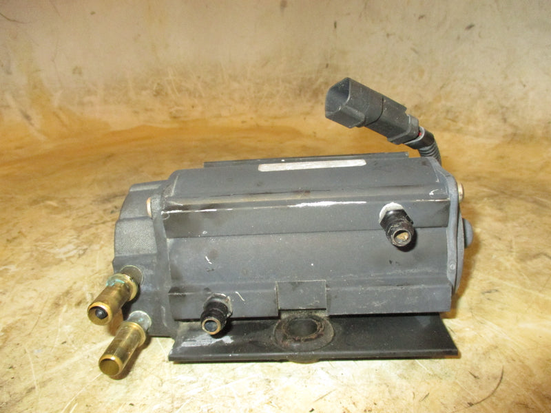 Evinrude Ficht 200hp 2 Stroke outboard fuel vapor separator (5004429