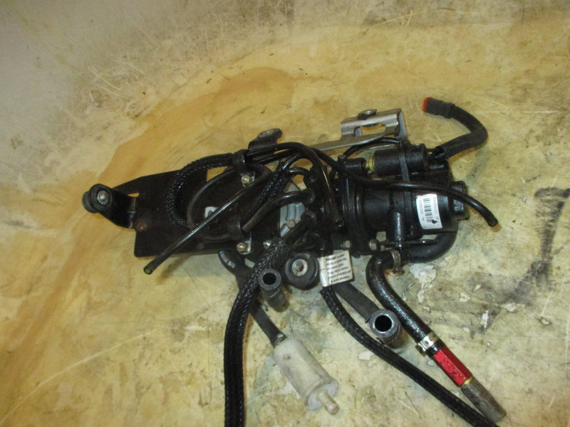 Evinrude Ficht 200hp 2 Stroke outboard oil injector (5004920)