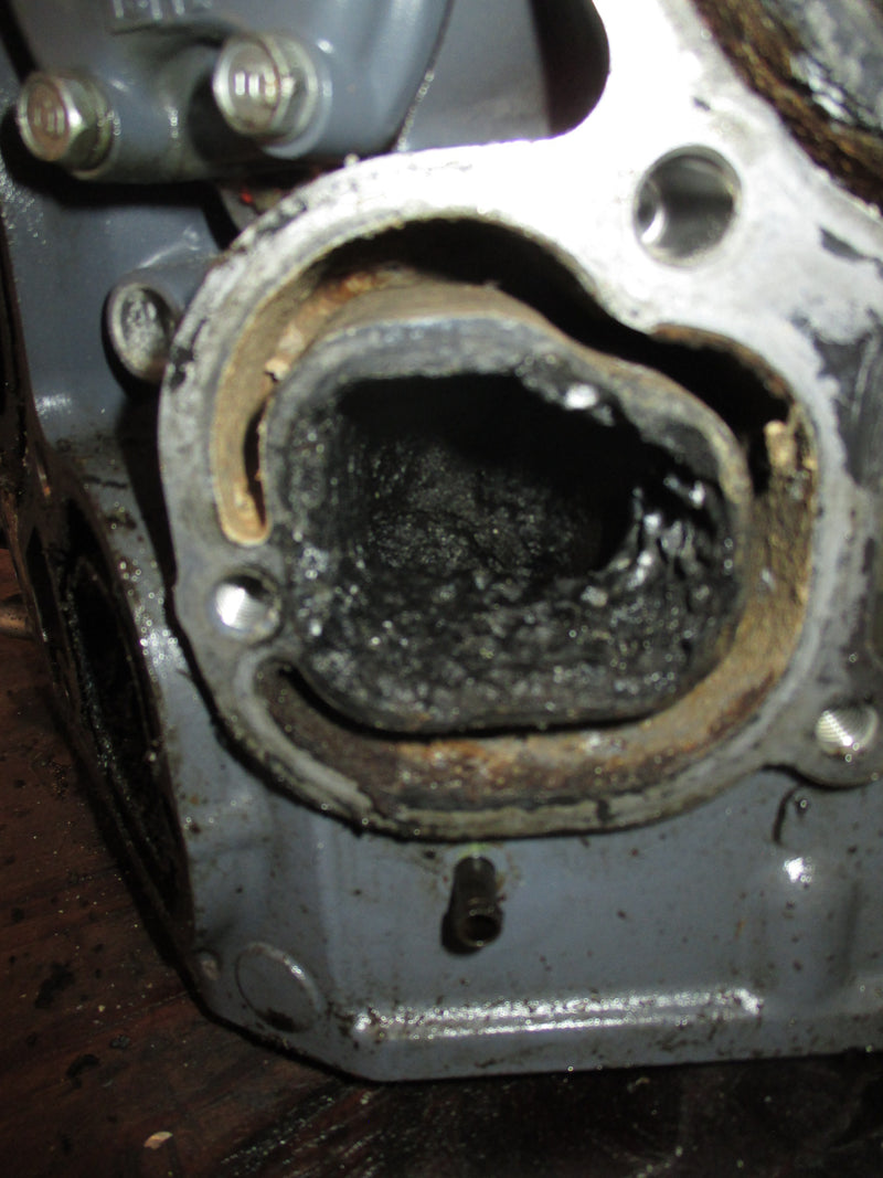 Yamaha 225hp 4 stroke outboard crankcase block