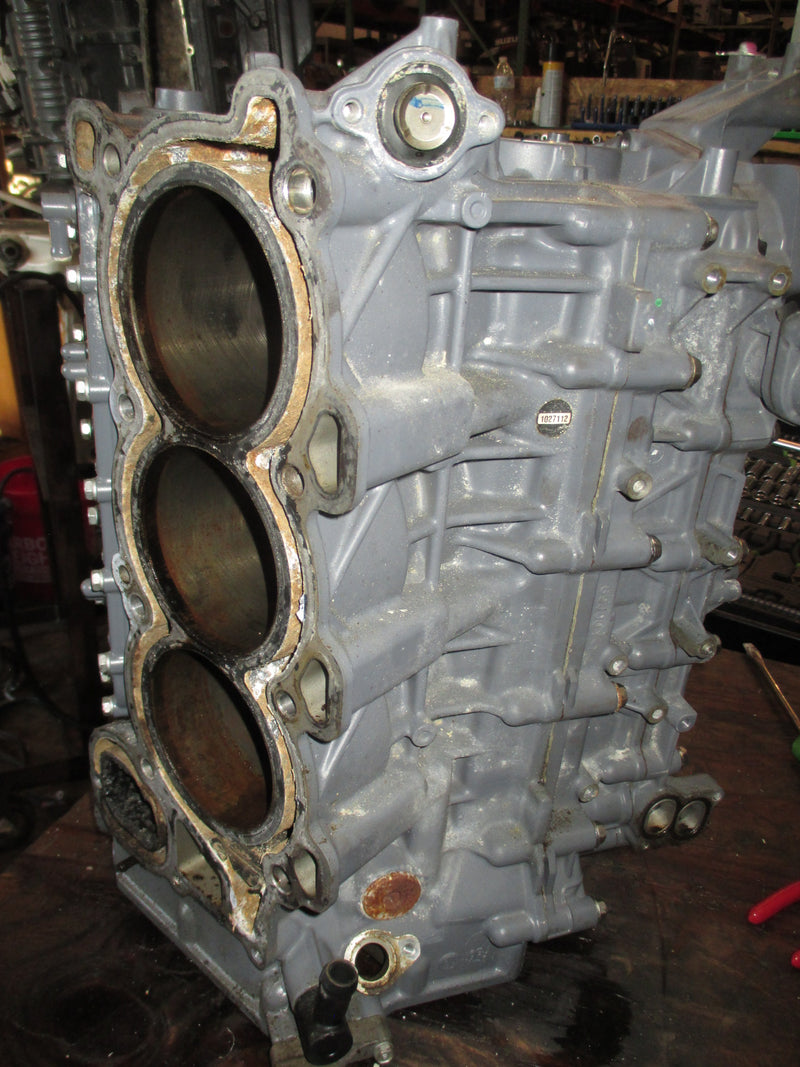 Yamaha 225hp 4 stroke outboard crankcase block