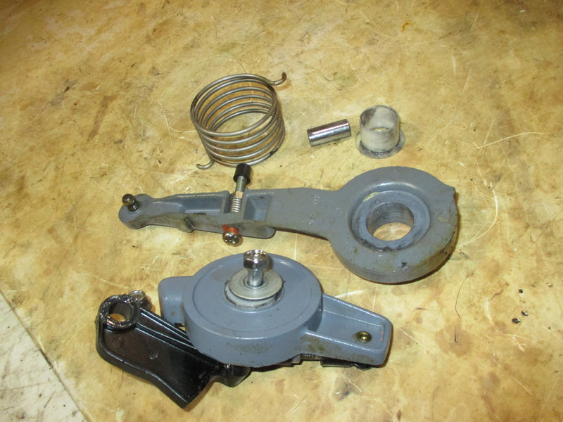 Yamaha 115hp 2 stroke outboard throttle bracket (6E5-41632-02-15)