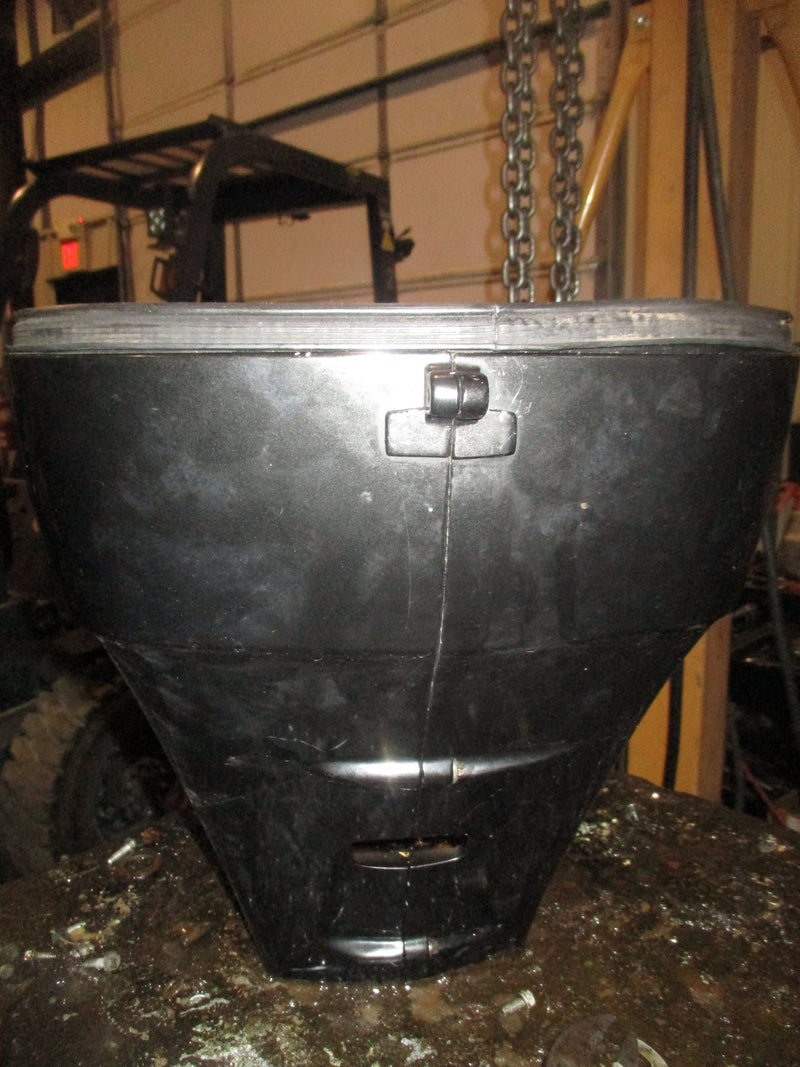Suzuki DF70 outboard side cover set (61821-99E02)