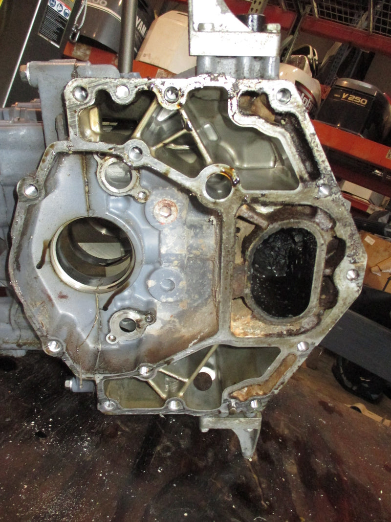 Yamaha 225hp 4 stroke outboard crankcase block