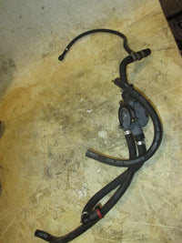 Load image into Gallery viewer, Evinrude Ficht 200hp 2 Stroke outboard fuel lift pump (5001513)
