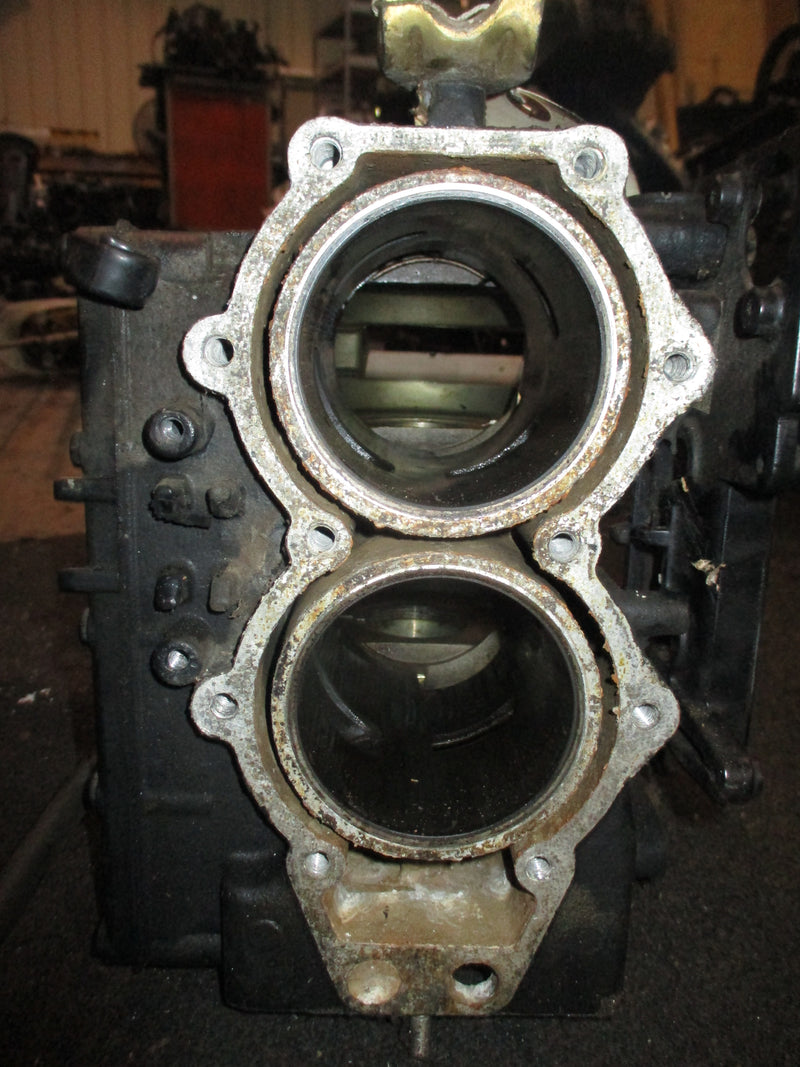 Evinrude Tracker 40hp 2 stroke outboard crankcase block