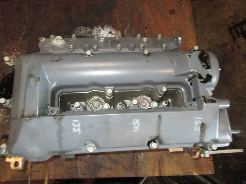 Yamaha 225hp 4 stroke outboard starboard cylinder head (69J-01)