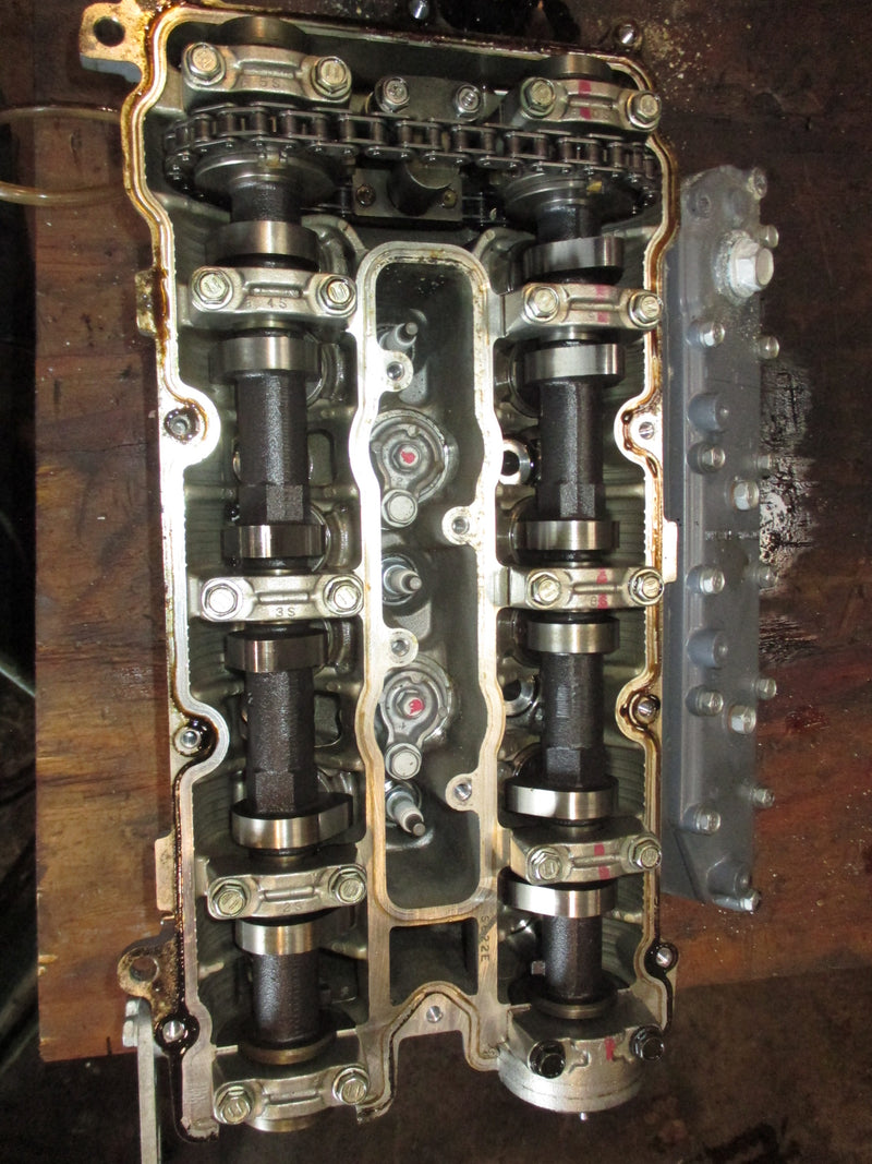 Yamaha 225hp 4 stroke outboard starboard cylinder head (69J-01)