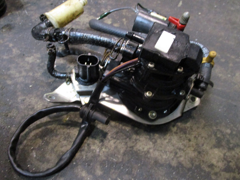 Johnson Ocean Pro 200hp 2 stroke outboard 4 wire VRO fuel pump (438400)