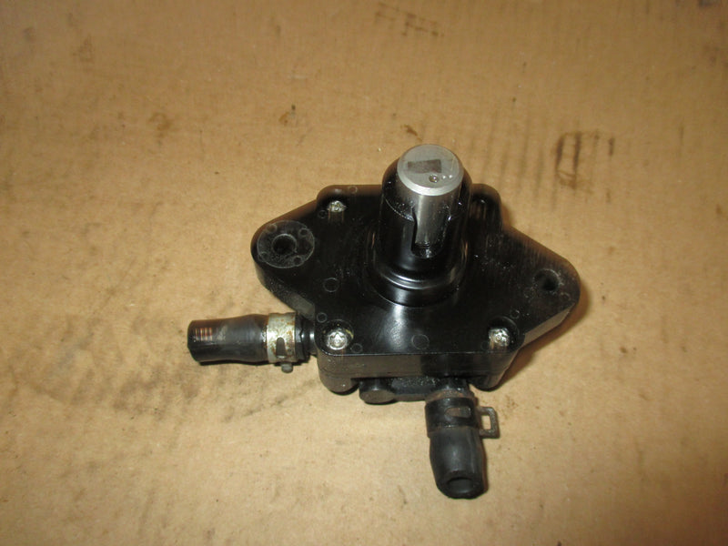 Suzuki DF140 outboard fuel pump (15100-90J00)