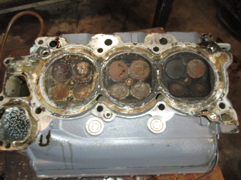 Yamaha 225hp 4 stroke outboard starboard cylinder head (69J-01)
