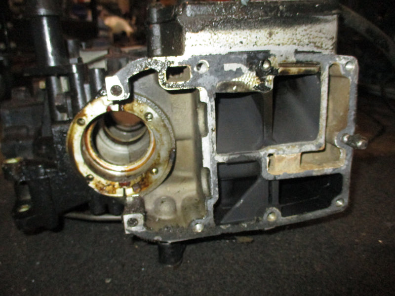 Evinrude Tracker 40hp 2 stroke outboard crankcase block