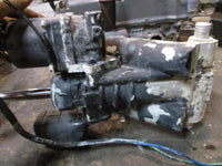 Load image into Gallery viewer, Johnson Ocean Pro 200hp 2 stroke outboard tilt trim unit
