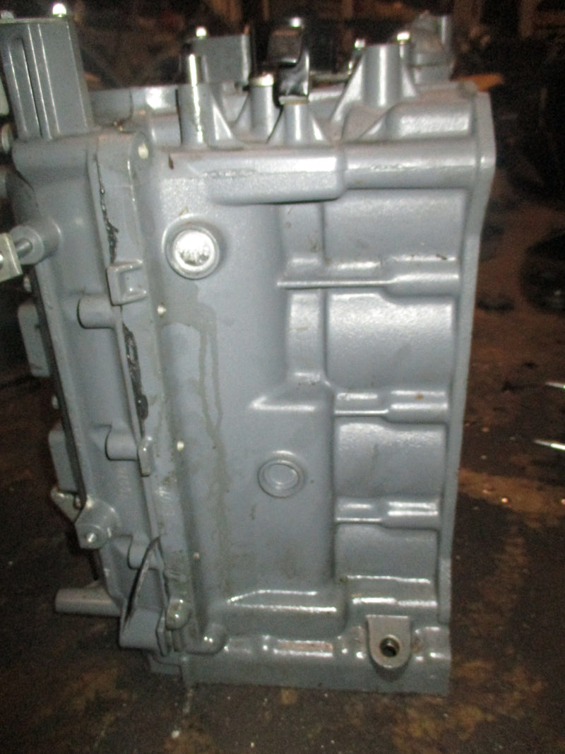 Suzuki DF70 outboard crankcase block