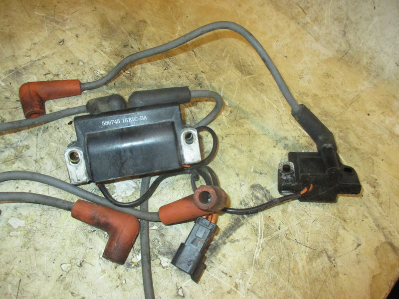 Evinrude Ficht 200hp 2 Stroke outboard ignition coil set (586749)