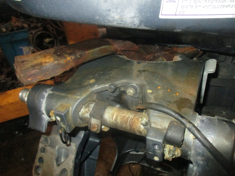 Yamaha 90hp 4 stroke outboard 20" Shaft Mid Section