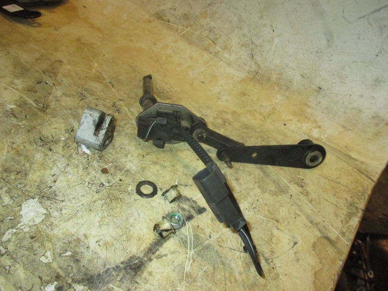 Evinrude Ficht 200hp 2 Stroke outboard shift bracket/neutral switch
