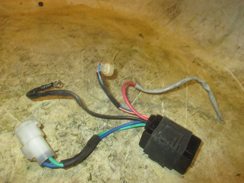 Suzuki DF300AP 300hp 4 stroke outboard tilt trim relay (38410-93J12)
