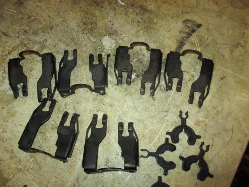Evinrude Ficht 200hp 2 Stroke outboard fuel injector bracket set