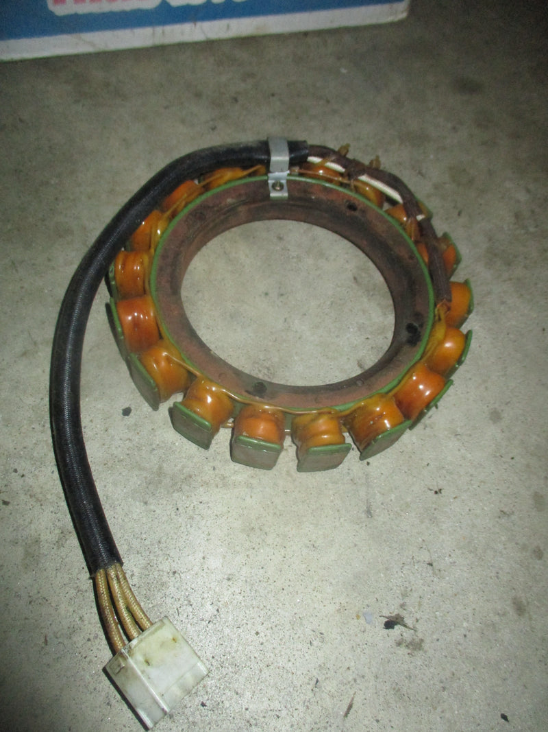 Suzuki DF90-140 outboard single white plug stator (32120-90J00)