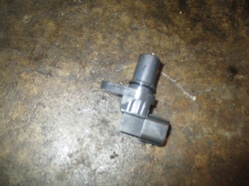 Suzuki DF70 outboard cam position sensor (33220-84G00)