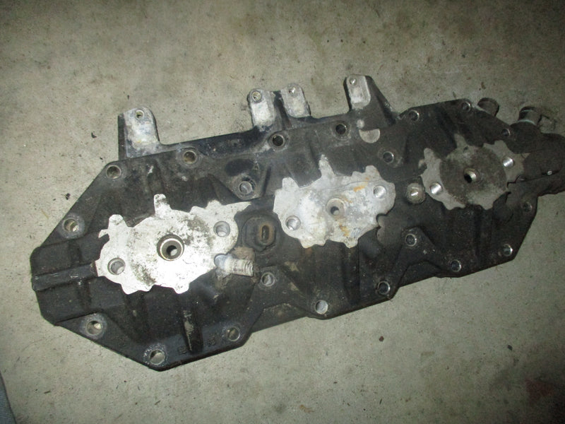 Evinrude ETEC 200hp outboard starboard cylinder head (350570)