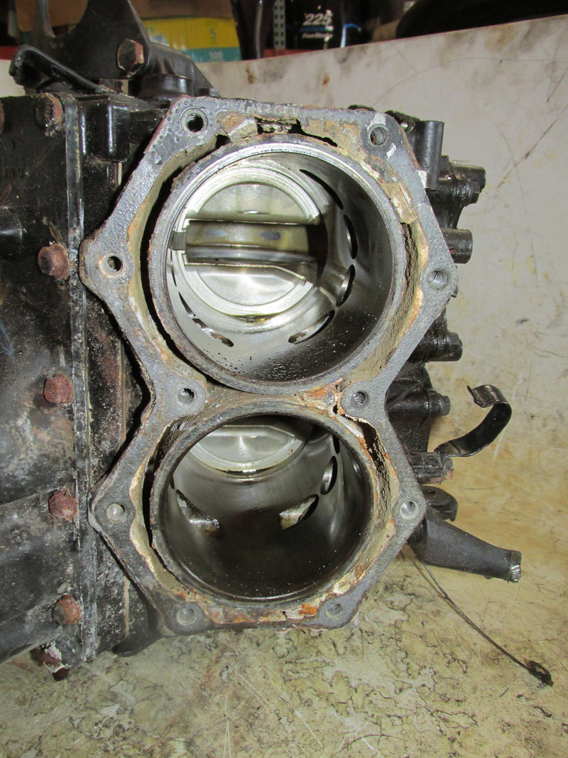 Evinrude 115hp 2 Stroke Outboard Crankcase Block